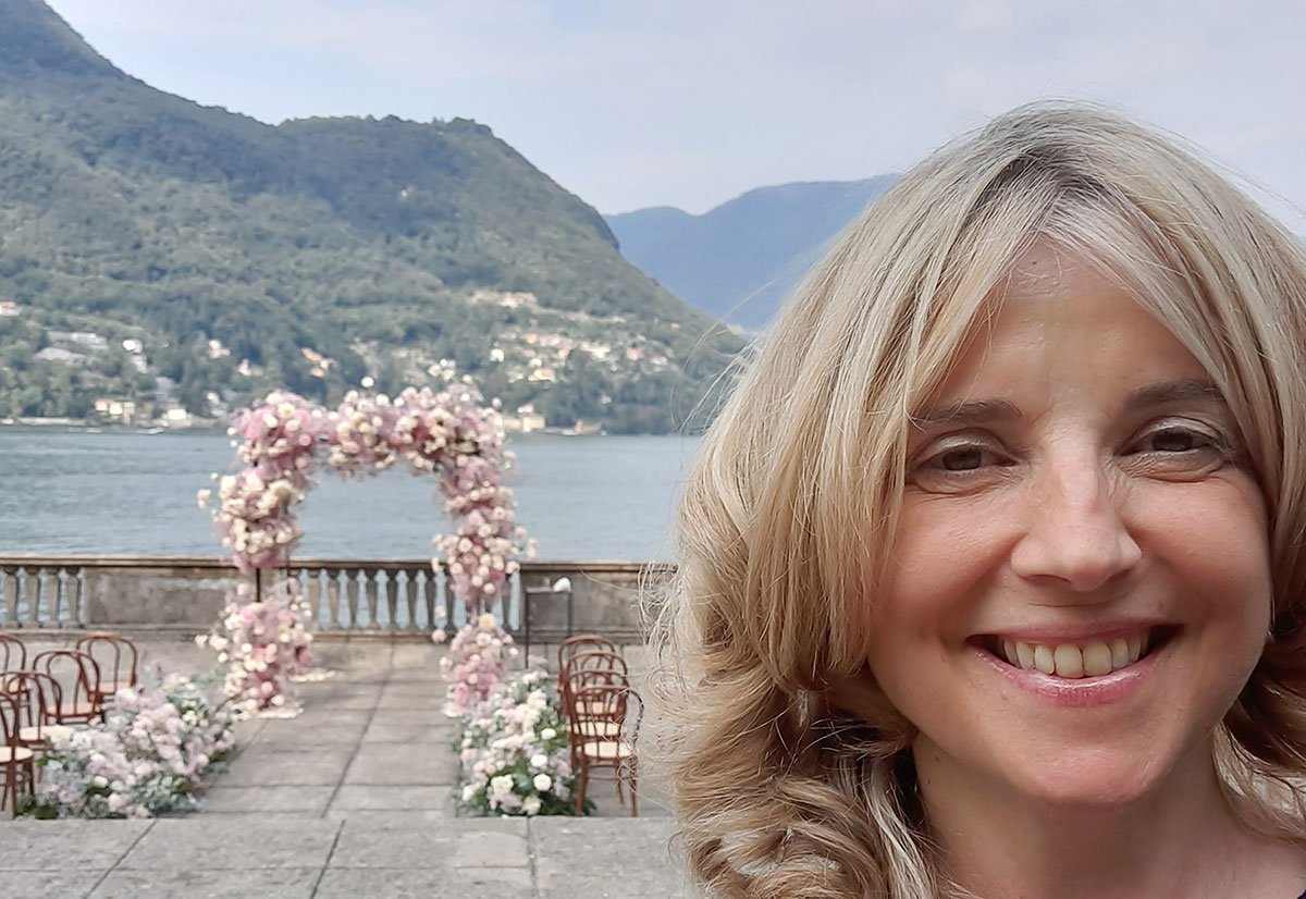 Paola, celebrante laico-umanista a Villa Pizzo, matrimonio indimenticabile