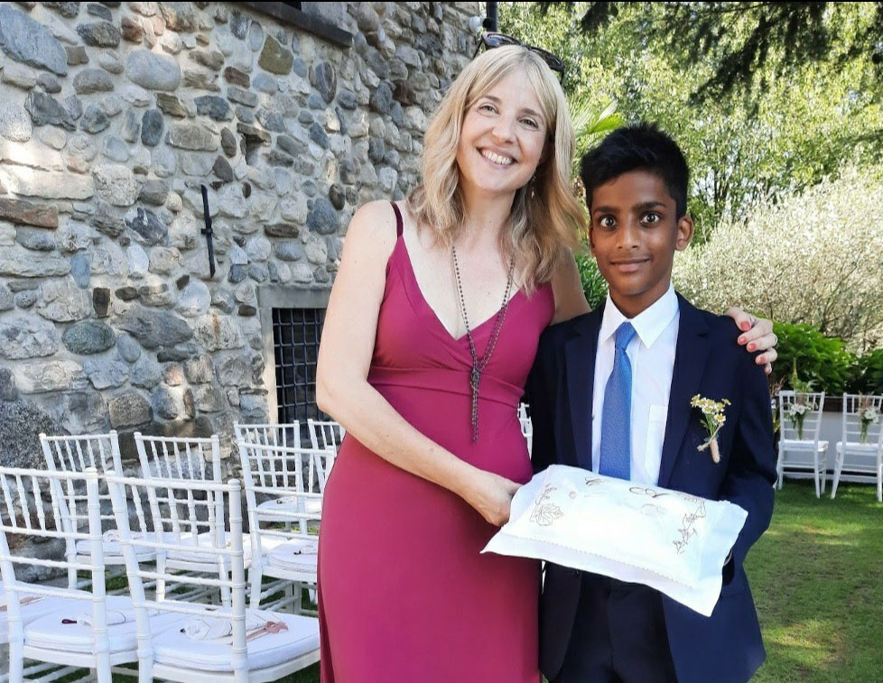 bambini in una cerimonia di matrimonio